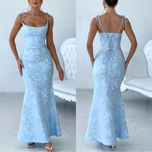 • - Picture 1 of 8